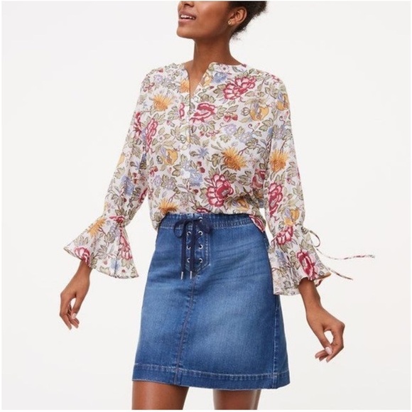 Ann Taylor LOFT Women's Size 14 Lace Up Front Zip Back Short Denim Skirt - Picture 1 of 8